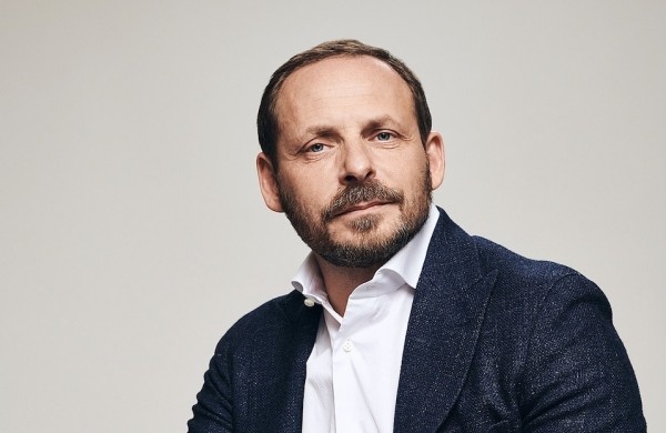 
            Аркадий Волож покидает Яндекс
        